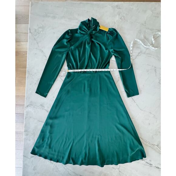 Alexia Admor Dress Sz 8 Emerald Green Satin Midi High Neck Long Sleeve NWT - Picture 5 of 8